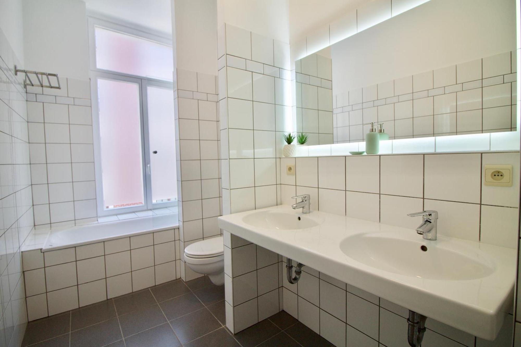 Heart Of Grand Place - Stunning 3Br Triplex Brussel Bagian luar foto