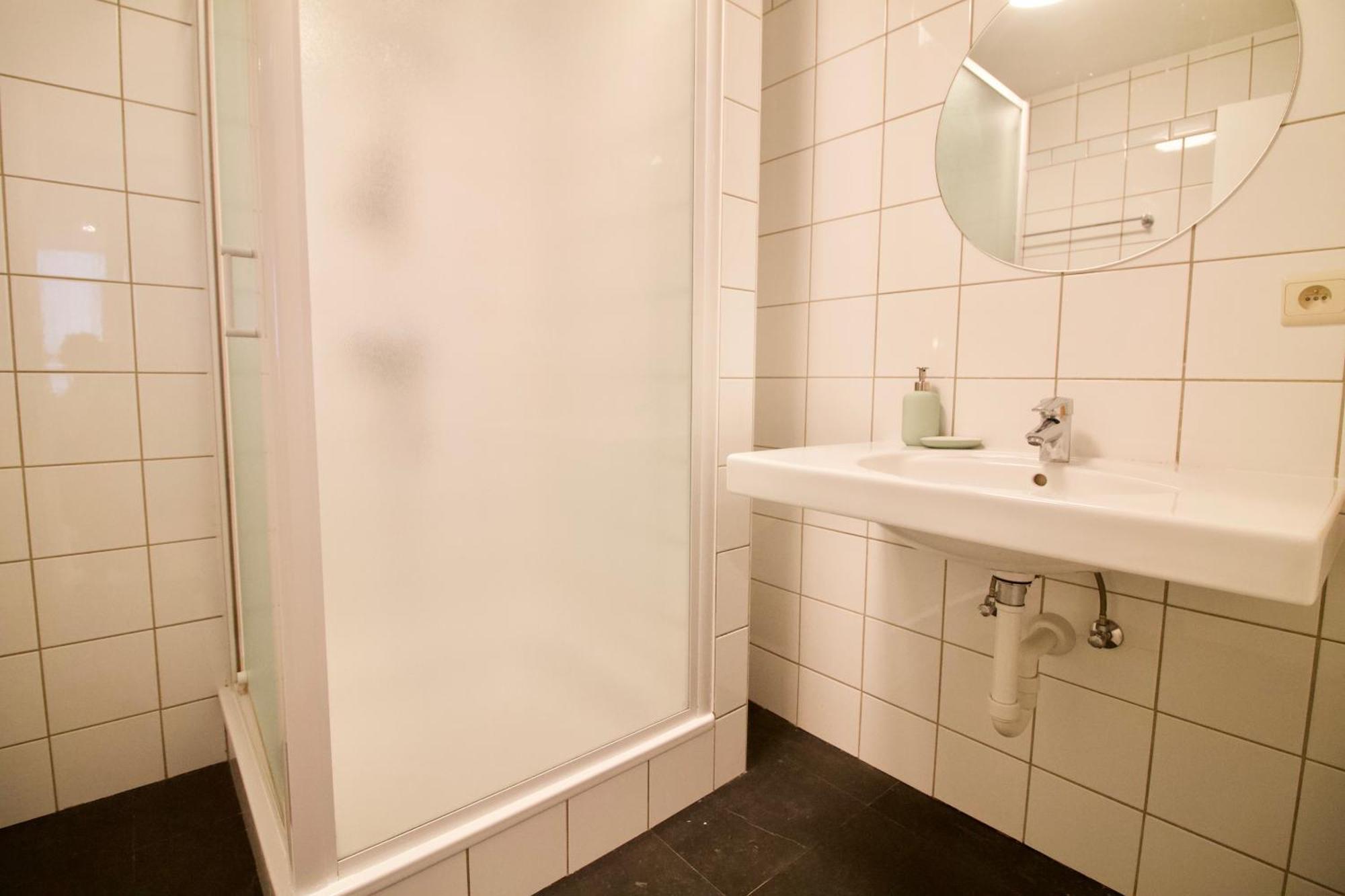 Heart Of Grand Place - Stunning 3Br Triplex Brussel Bagian luar foto